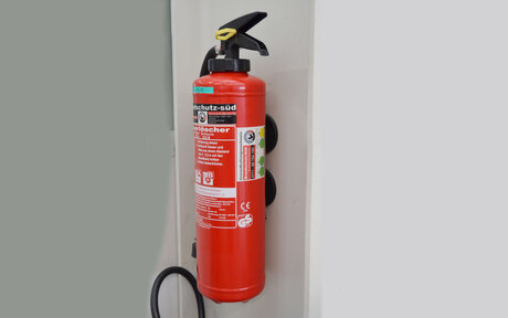 magnetische Feuerlöscherbefestigung | © Brugger GmbH