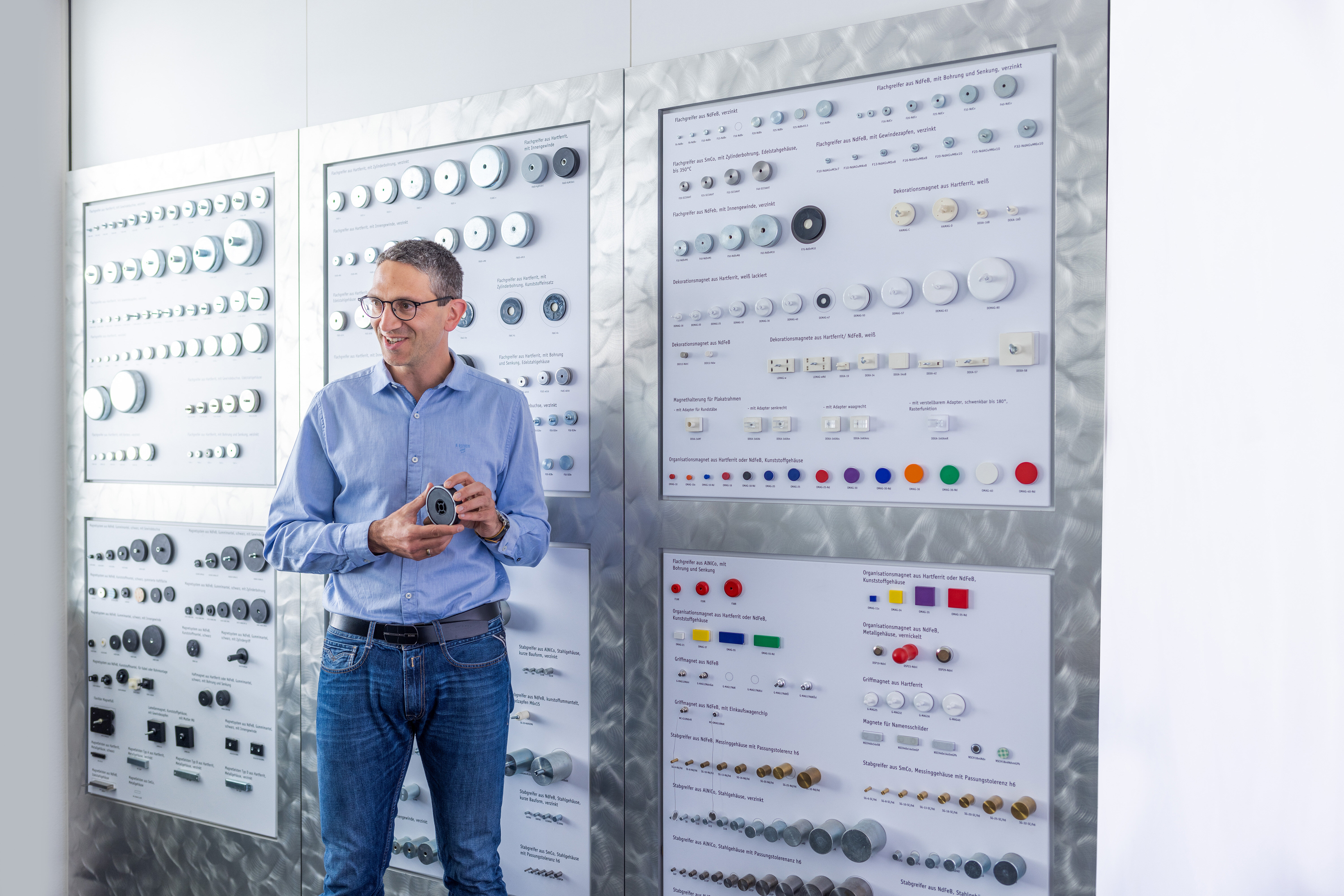 Ausstellungswand | © Brugger GmbH Ausstellungswand Magnete | © Brugger GmbH