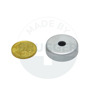 Pot magnet made of hard ferrite steel housing with bore and countersink galvanised 25mm | © Brugger GmbH