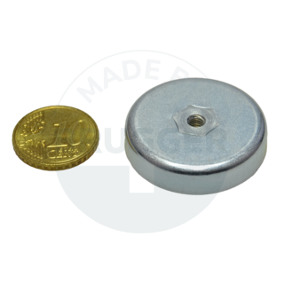 Aimant en forme de pot en ferrite dure Boîtier en acier avec filetage intérieur M4 galvanisé ⌀32mm | © Brugger GmbH