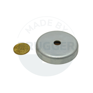 Pot magnet made of hard ferrite steel housing with cylinder bore galvanised 50mm | © Brugger GmbH
