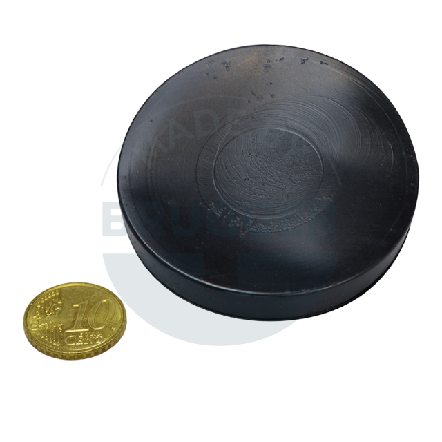 Gummiklappe als Schutzüberzug für Magnetsysteme ⌀63mm | © Brugger GmbH