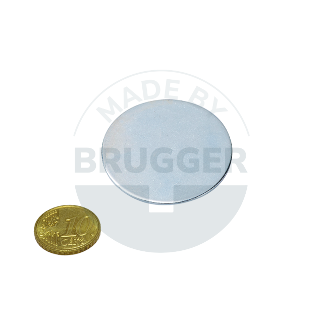 Metallscheibe mit Doppelklebeband (3M Scotch-Mount 4032) | © Brugger GmbH