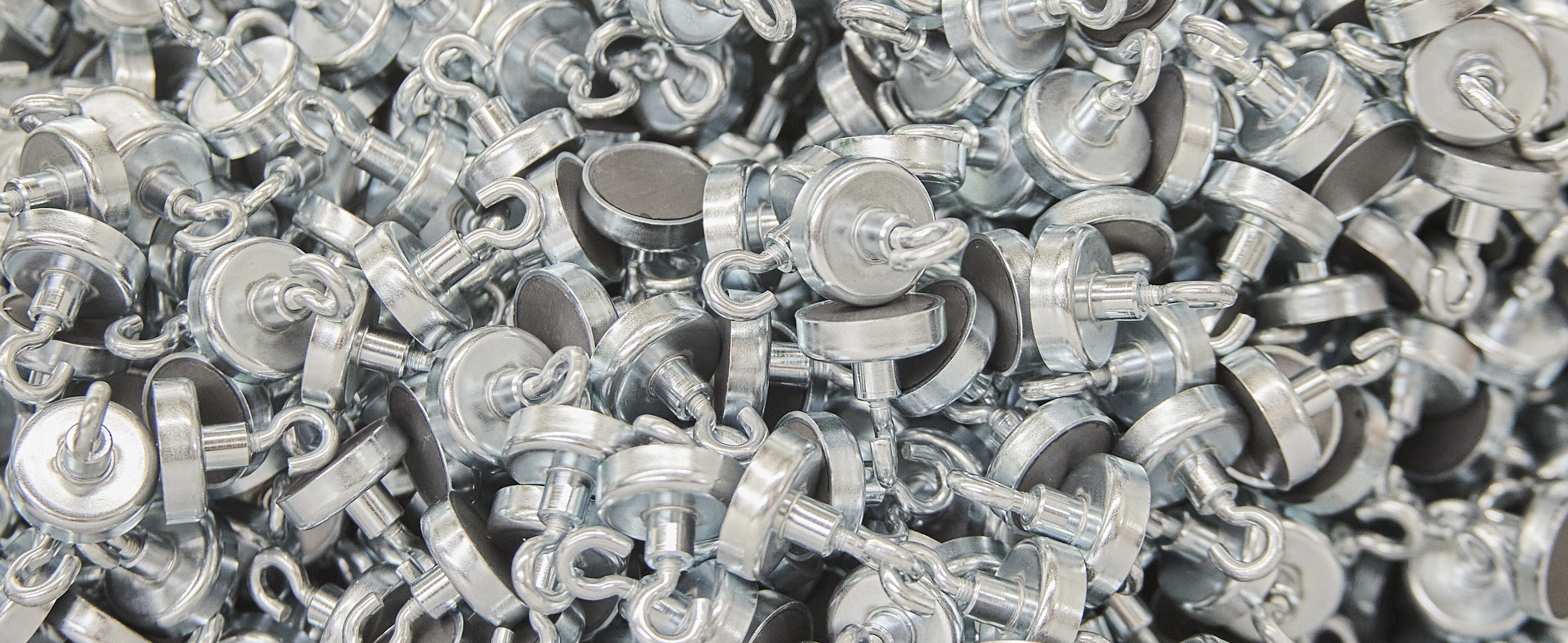 Topfmagnete magnetisiert | © Brugger GmbH Topfmagnete magnetisiert | © Brugger GmbH